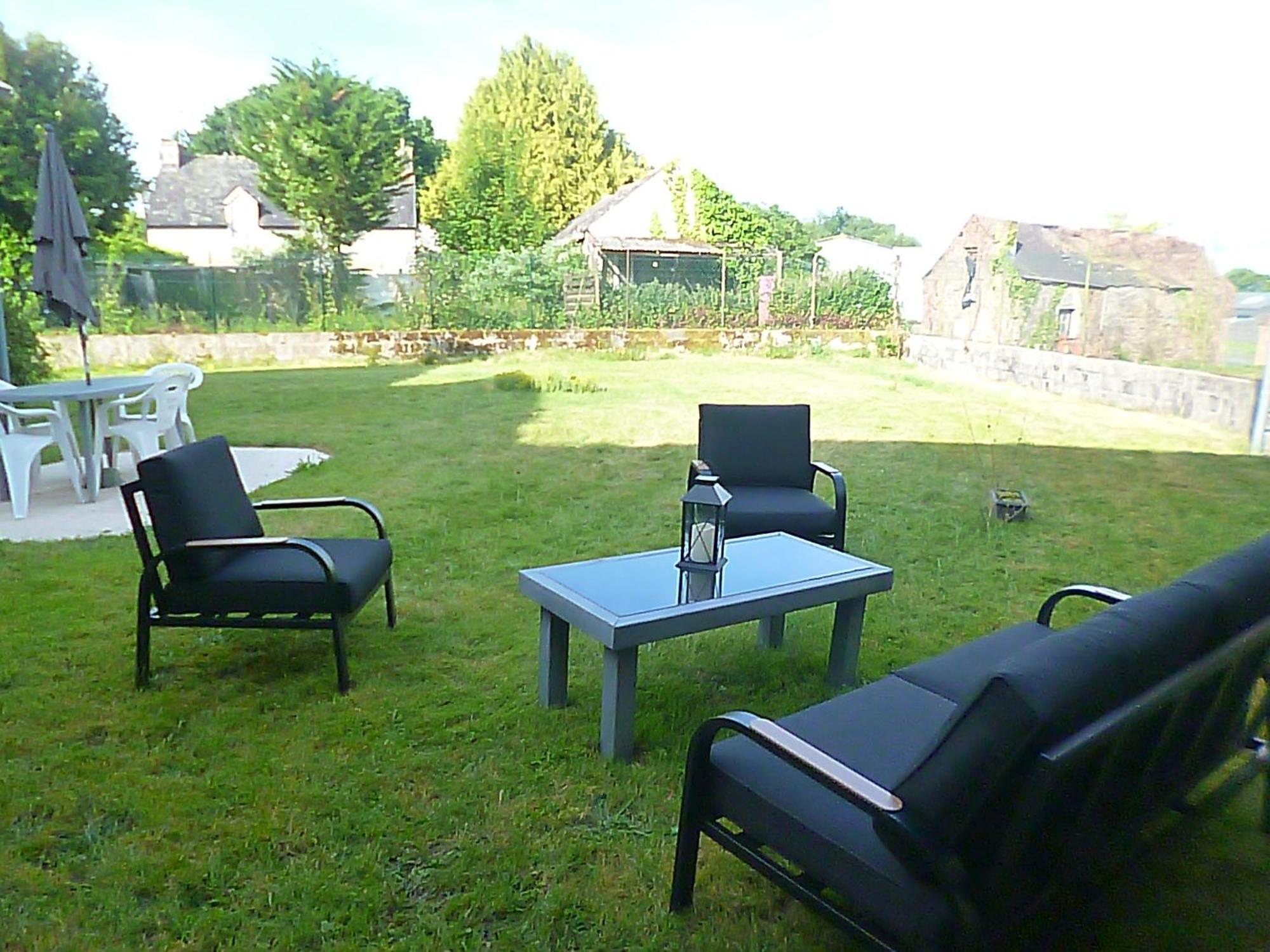 Gite Au Calme Centre Finistere Jardin Clos Tregourez Exterior photo